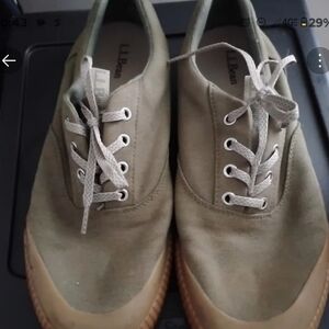 Urban Outfitters Olive Canvas Low-Top Sneakers